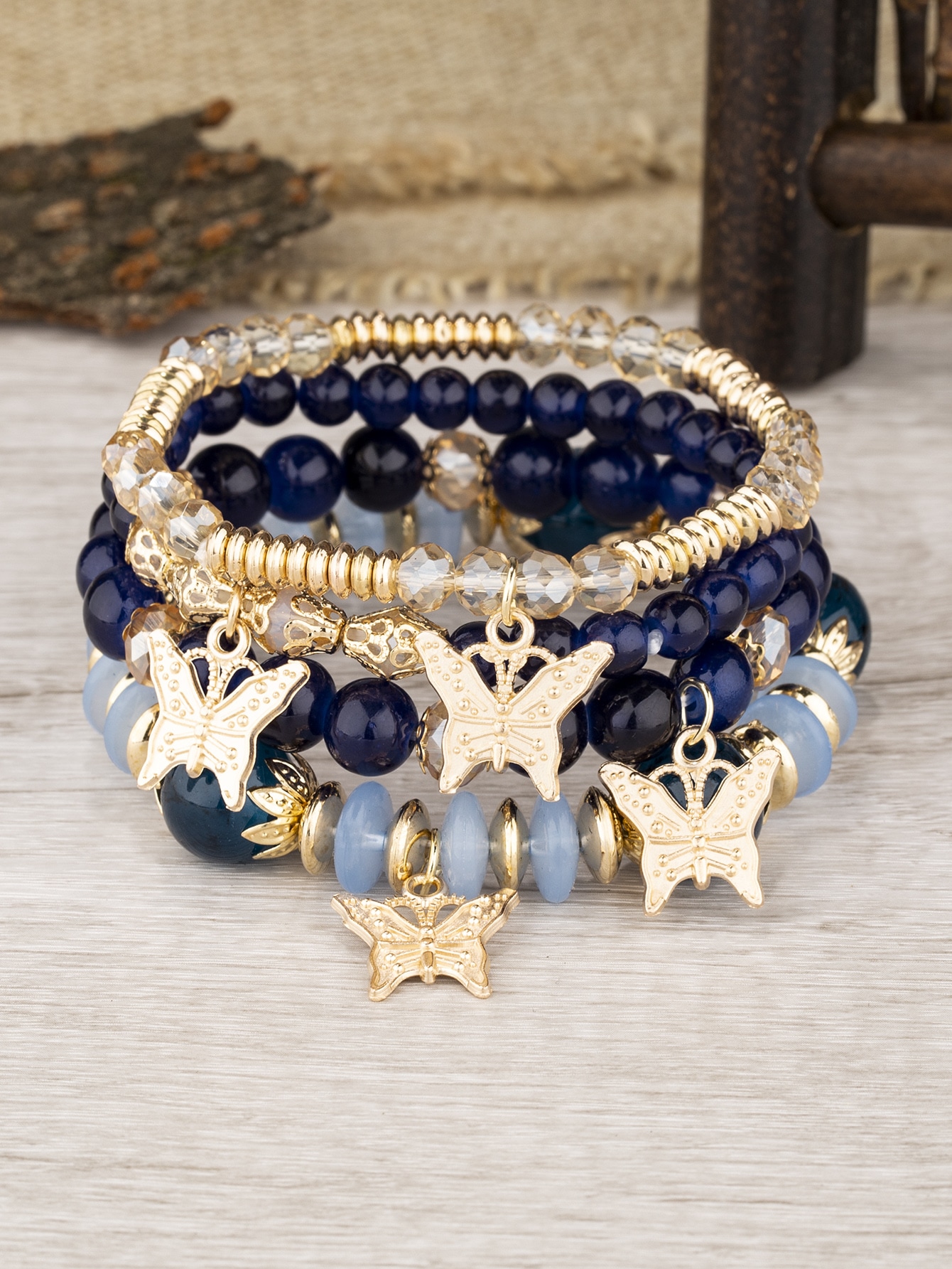 4pcs Butterfly Charm Beaded Bracelet
